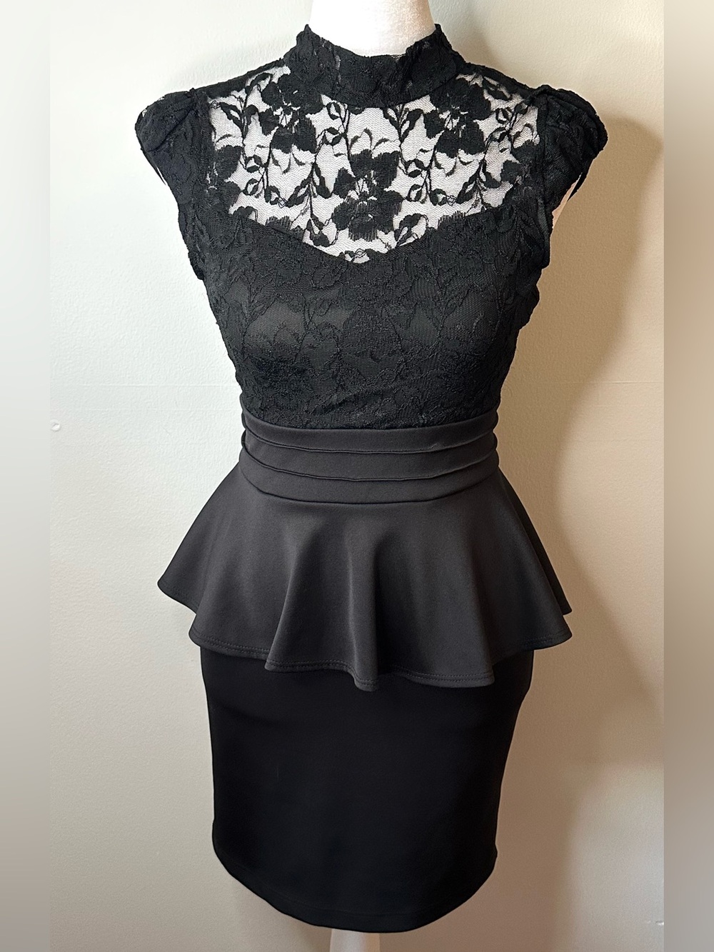 Black Lace Gothic Essential Stylish Charming Mini Dress- Women’s